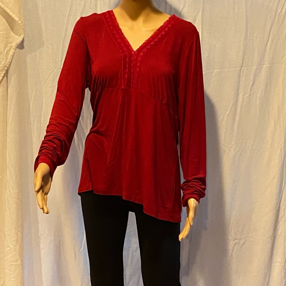 Casion Ruby V Neck Women’s Top XL